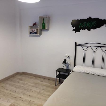 Apartamento Casa Aurelio Apartment Хихон Екстериор снимка